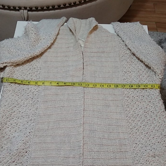 Acrilic/wool gorgeous long open cream cardigan - Picture 6 of 8